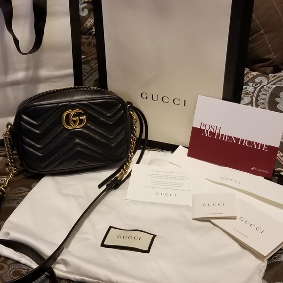 👛🎉GUCCI MARMONT MINI🎉👜 - Picture 1 of 8
